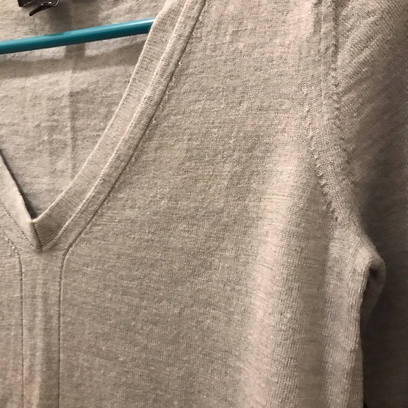 Banana Republic merino wool sweater (XS) - Picture 2 of 3